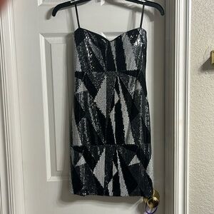 Very sexy strapless lined dress. Like new!!